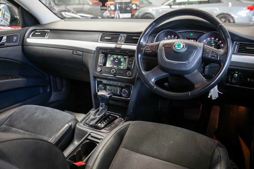 Skoda Superb 2L Se Plus Black