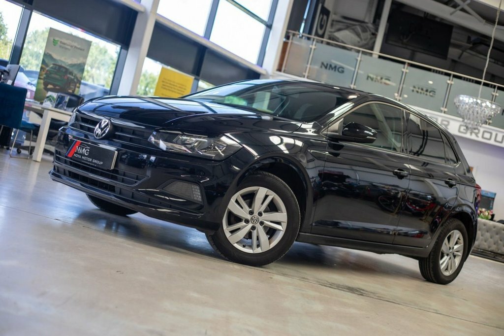 Volkswagen Polo 1L Se GL68GJE Black #4