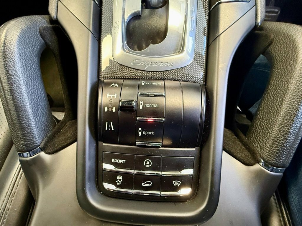 Porsche Cayenne V6 D Tiptronic Black #32
