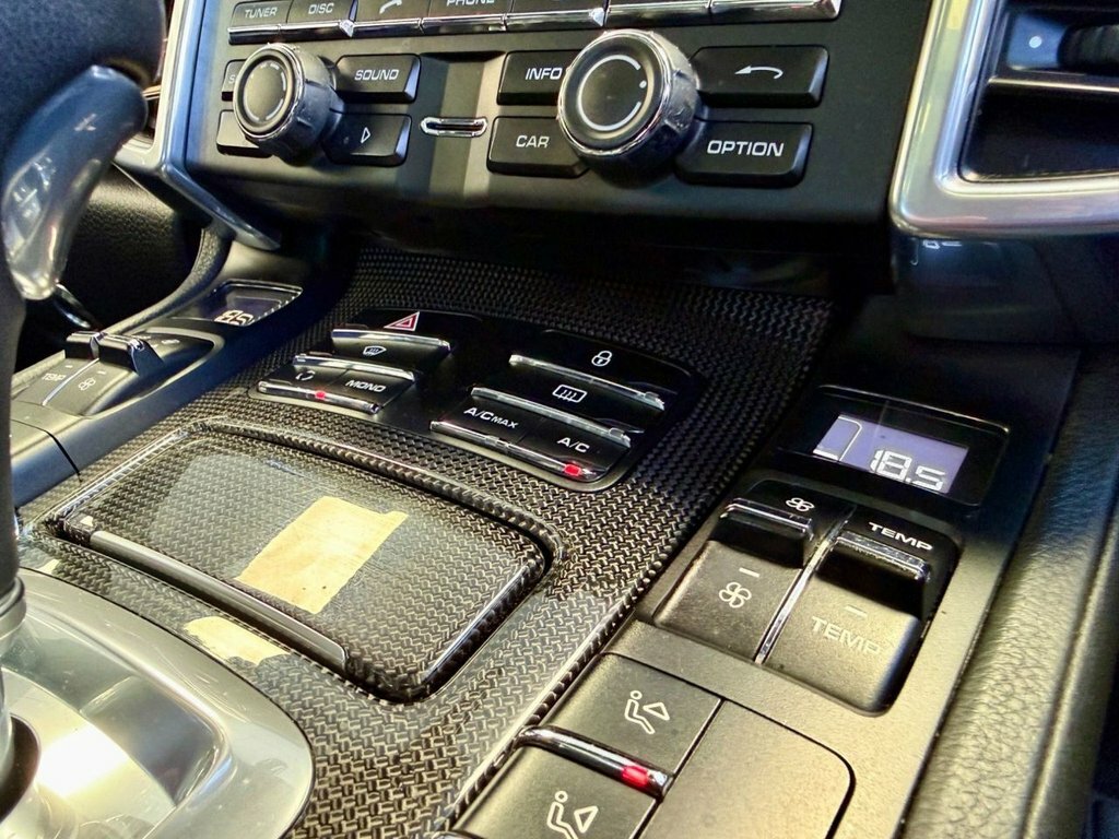 Porsche Cayenne V6 D Tiptronic Black #40