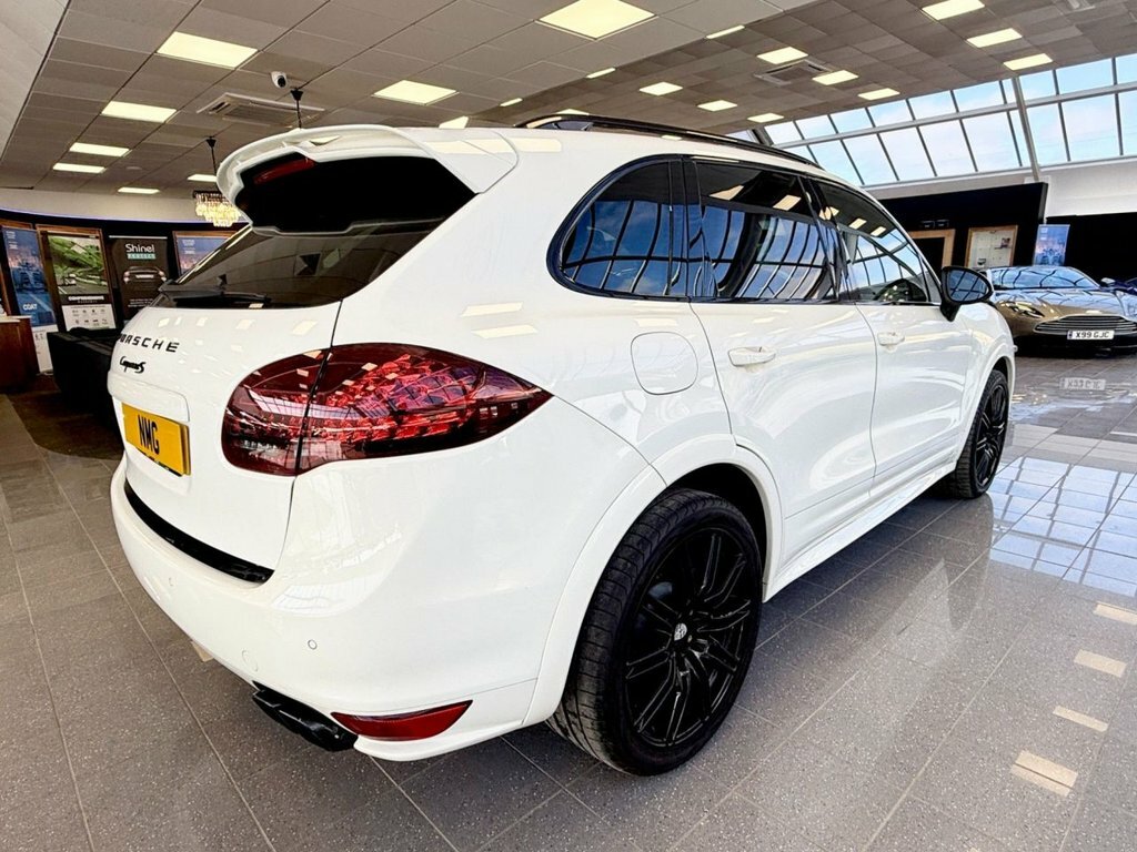 Porsche Cayenne 3L Null White #4