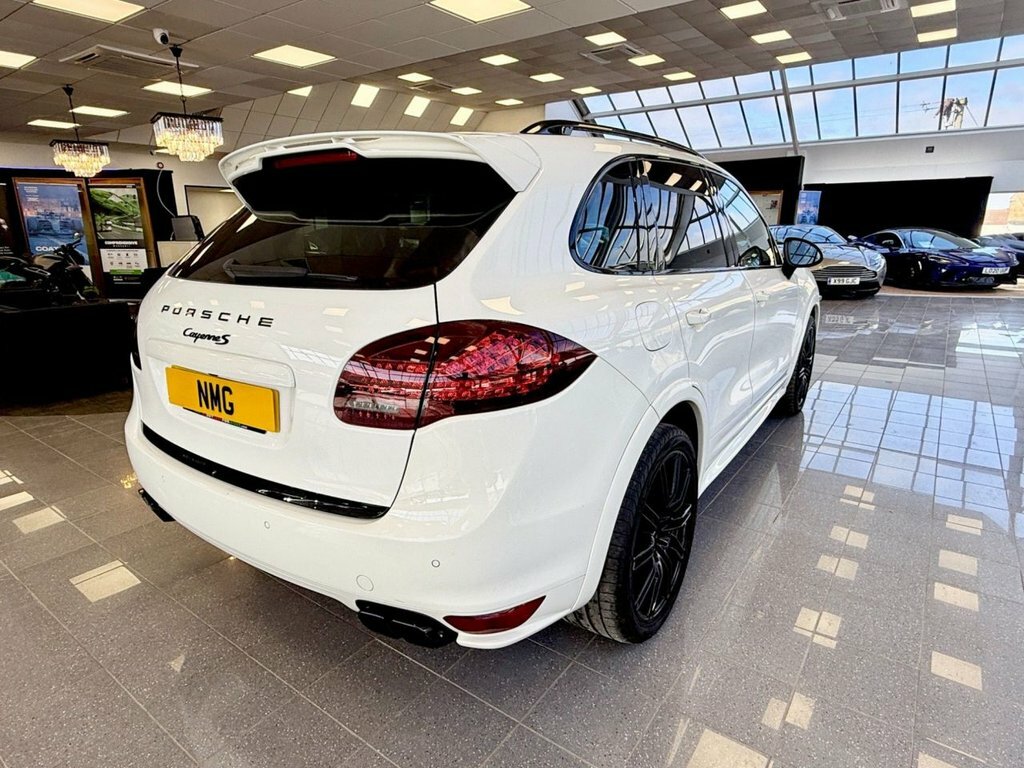 Porsche Cayenne V6 D Tiptronic Black #22