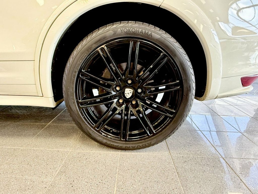 Porsche Cayenne V6 D Tiptronic Black #25