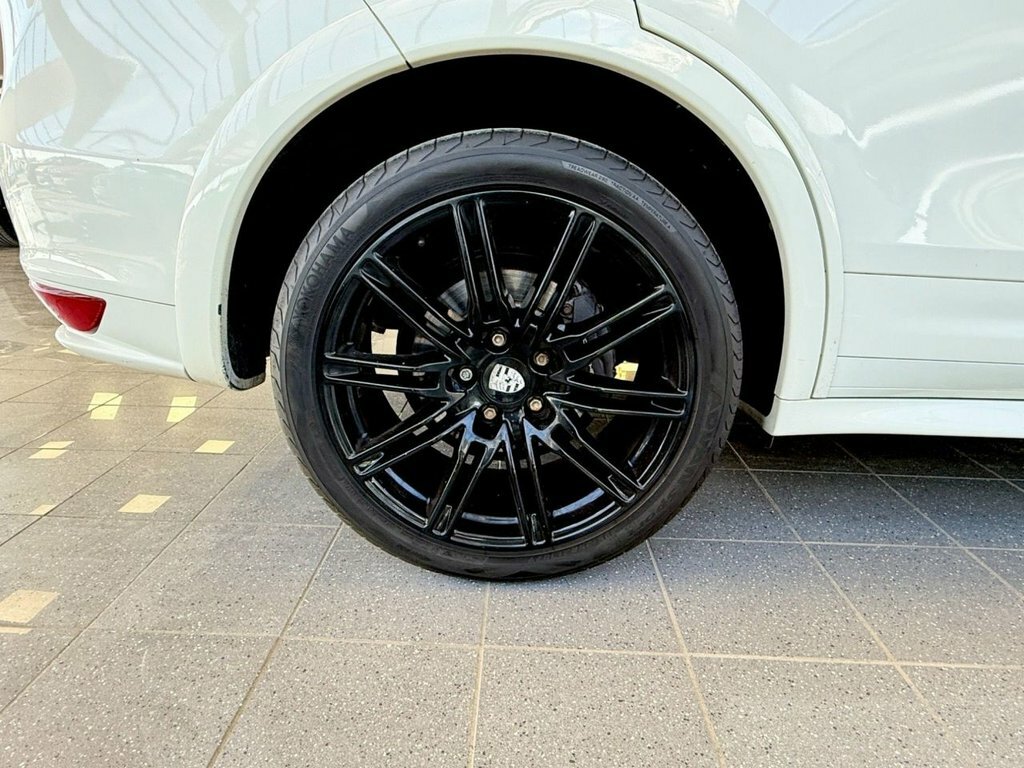 Porsche Cayenne 3L Null White #3