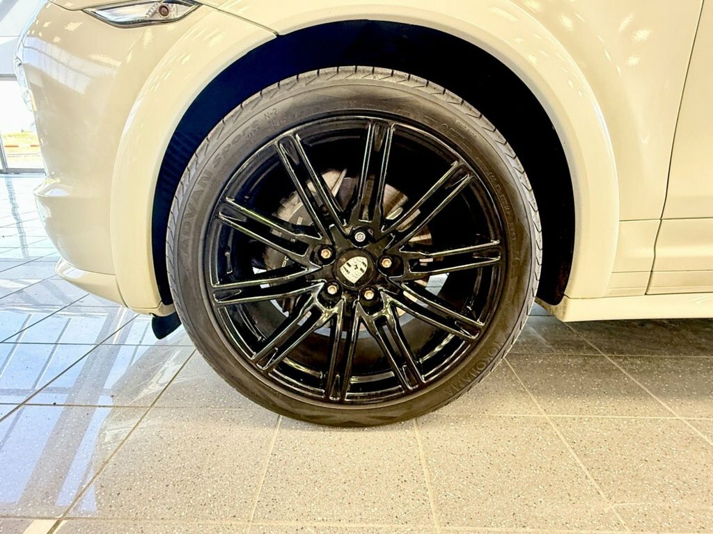 Porsche Cayenne V6 D Tiptronic Black #26