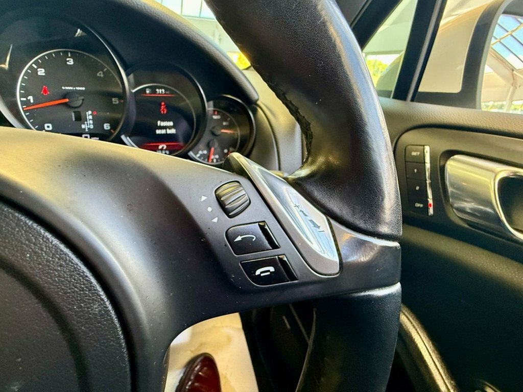 Porsche Cayenne V6 D Tiptronic Black #28