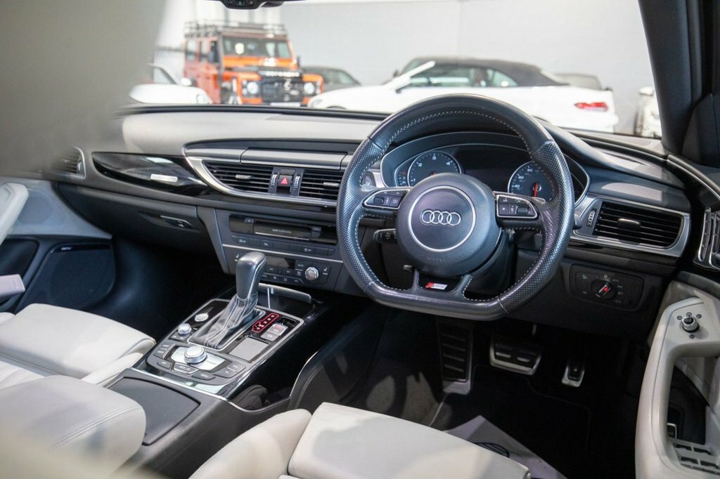 Audi A6 Avant 2L Black Edition Grey