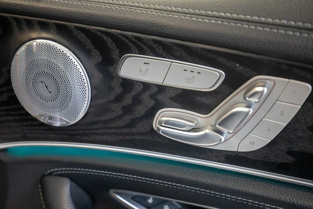 Mercedes-Benz E Class Saloon Black #12