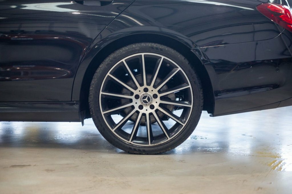 Mercedes-Benz E Class 2L Amg Line Night Edition Black #5