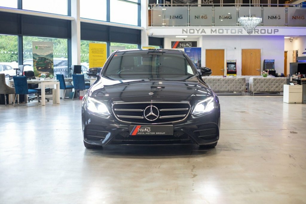 Mercedes-Benz E Class Saloon Black #7