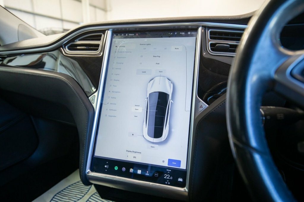 Tesla Model S 85 Auto 5dr White #24