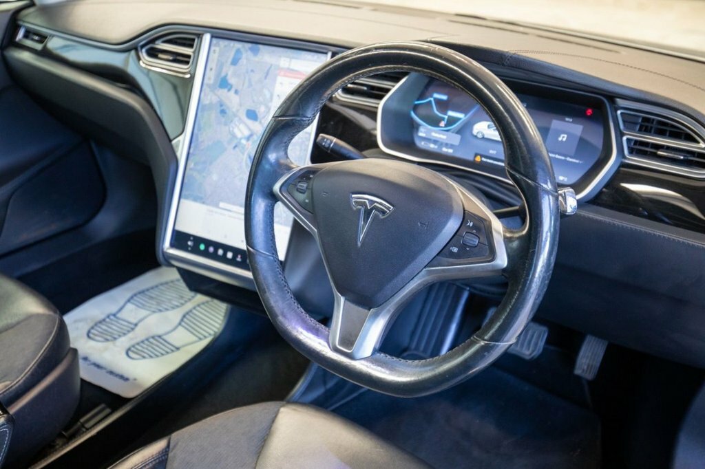 Tesla Model S 85 Auto 5dr White #16