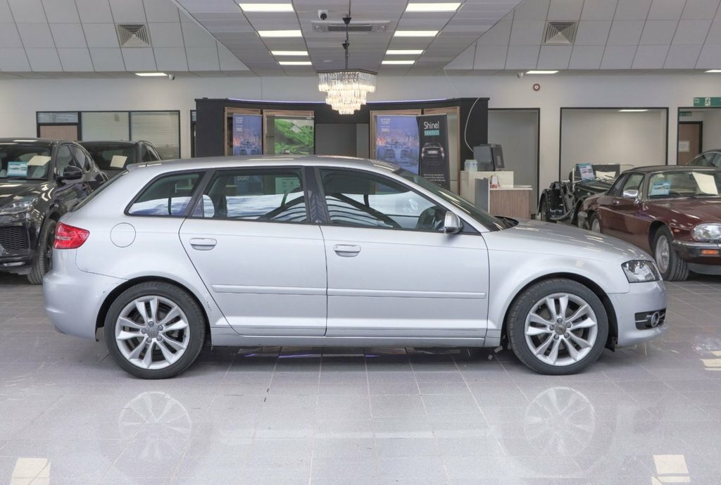 Audi A3 Hatchback 2.0 Tdi Sport Sportback Euro 5 Ss Red #8