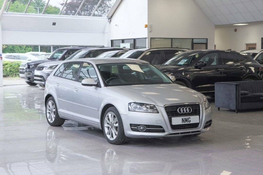 Audi A3 Hatchback 2.0 Tdi Sport Sportback Euro 5 Ss Red #7