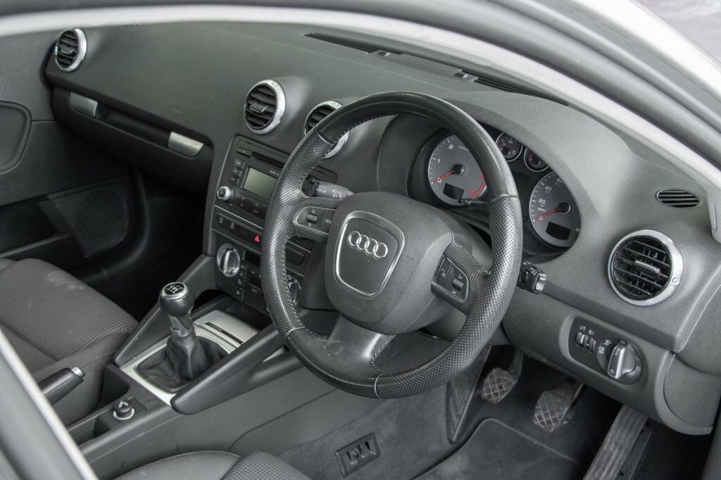 Audi A3 Hatchback 2.0 Tdi Sport Sportback Euro 5 Ss Red #29