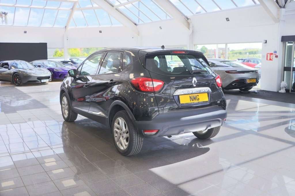 Renault Captur 1.5L Dynamique Nav Black #4