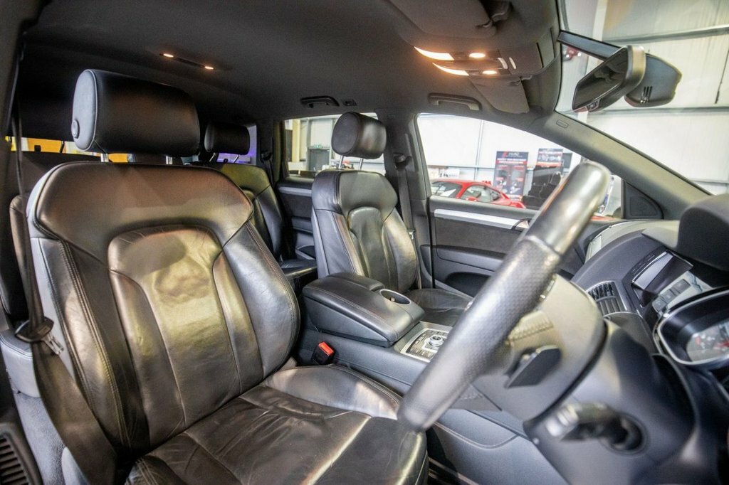 Audi Q7 3L S Line Plus White #3
