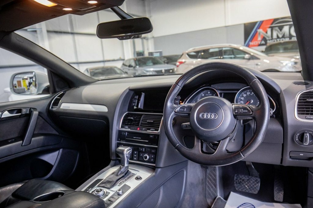 Audi Q7 3L S Line Plus White #2