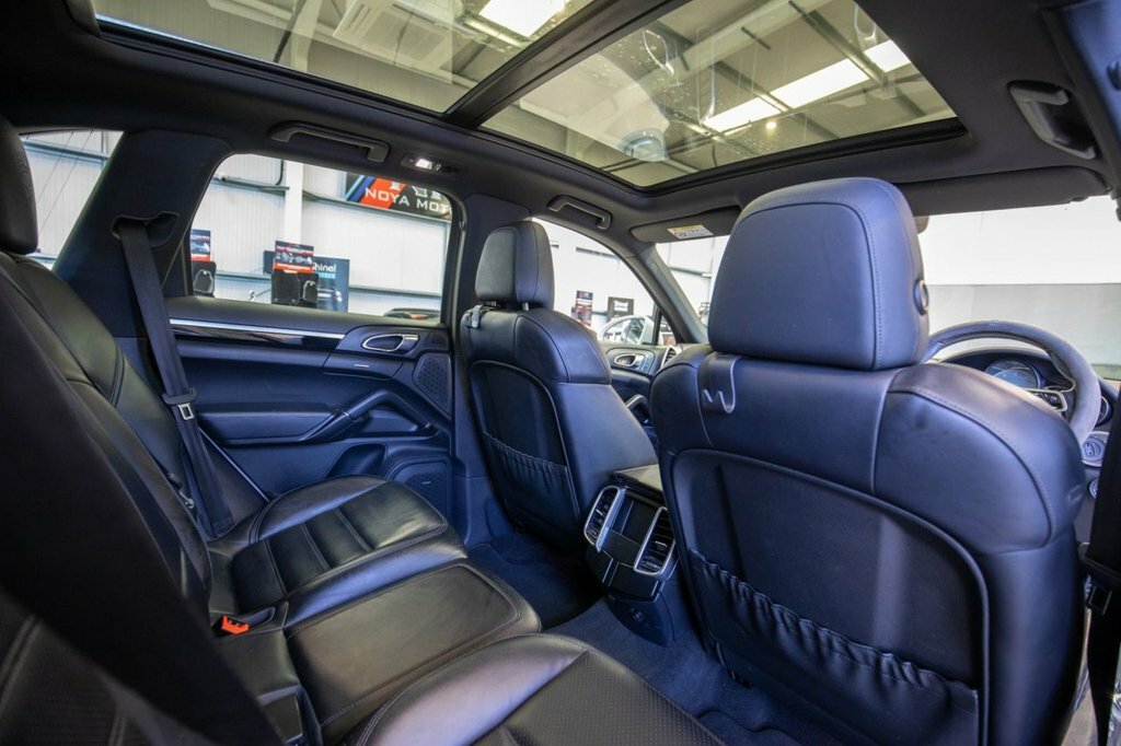 Porsche Cayenne 3.0 Td V6 Platinum Edition Suv Tiptroni Grey #11