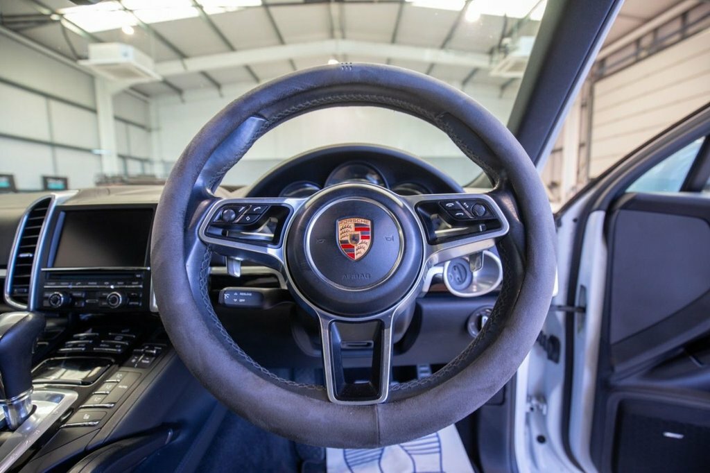 Porsche Cayenne 3.0 Td V6 Platinum Edition Suv Tiptroni Grey #17