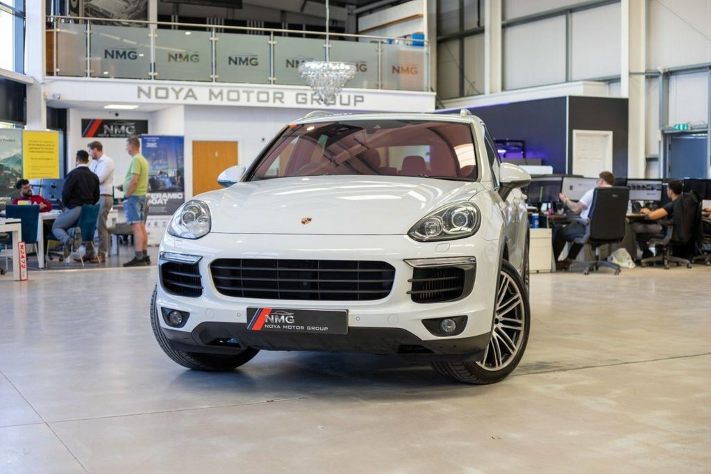 Porsche Cayenne 3.0 Td V6 Platinum Edition Suv Tiptroni Grey #4