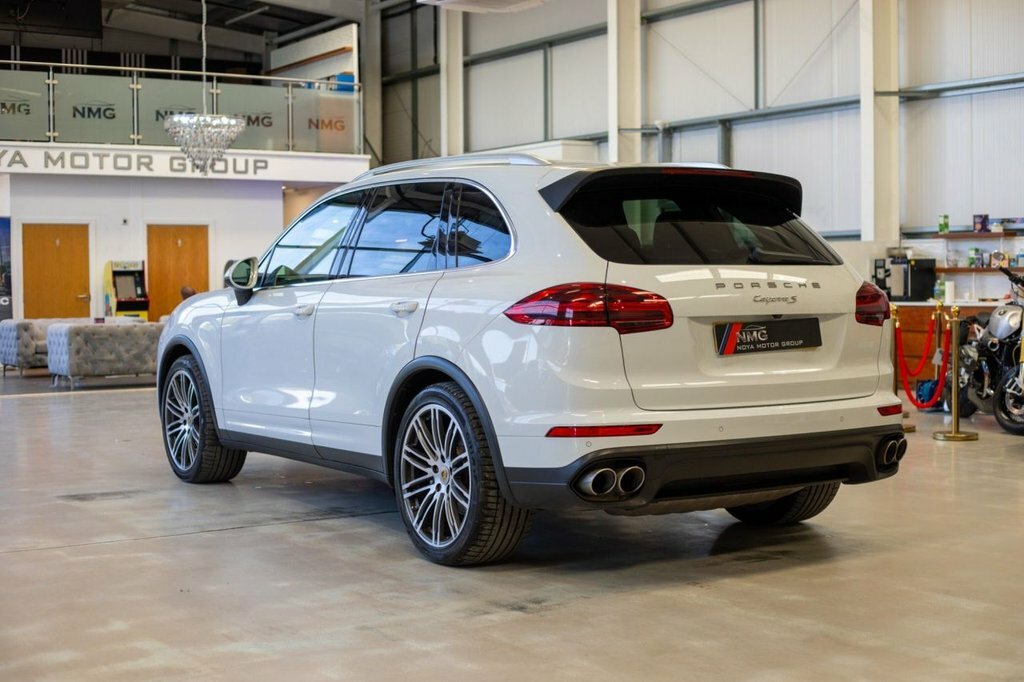 Porsche Cayenne 3.0 Td V6 Platinum Edition Suv Tiptroni Grey #35