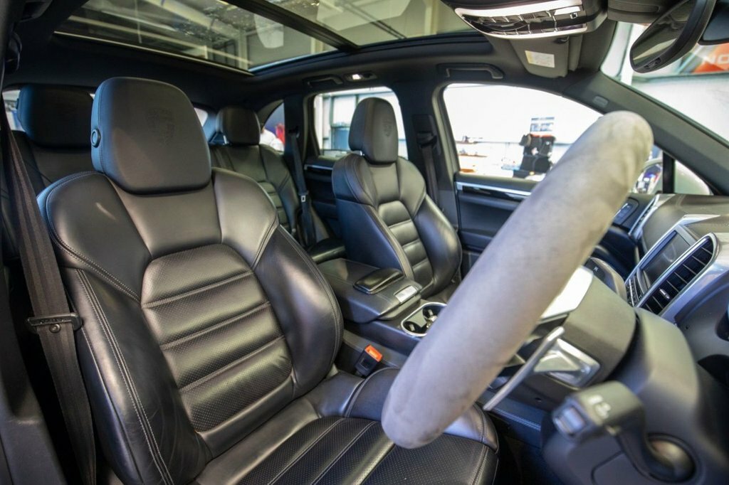 Porsche Cayenne 3.0 Td V6 Platinum Edition Suv Tiptroni Grey #13