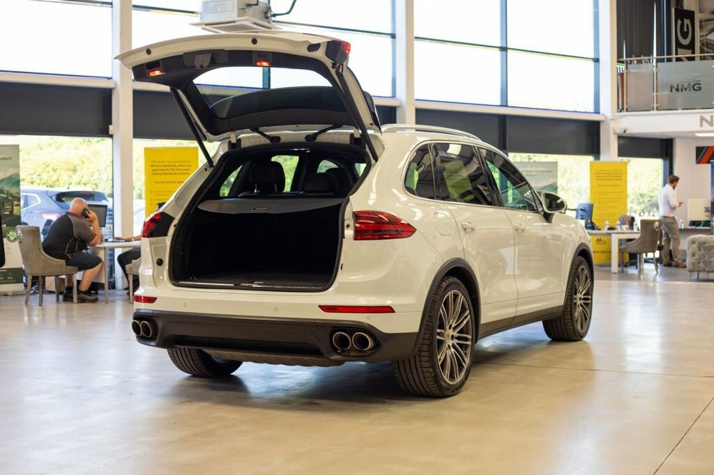 Porsche Cayenne 3.0 Td V6 Platinum Edition Suv Tiptroni Grey #38