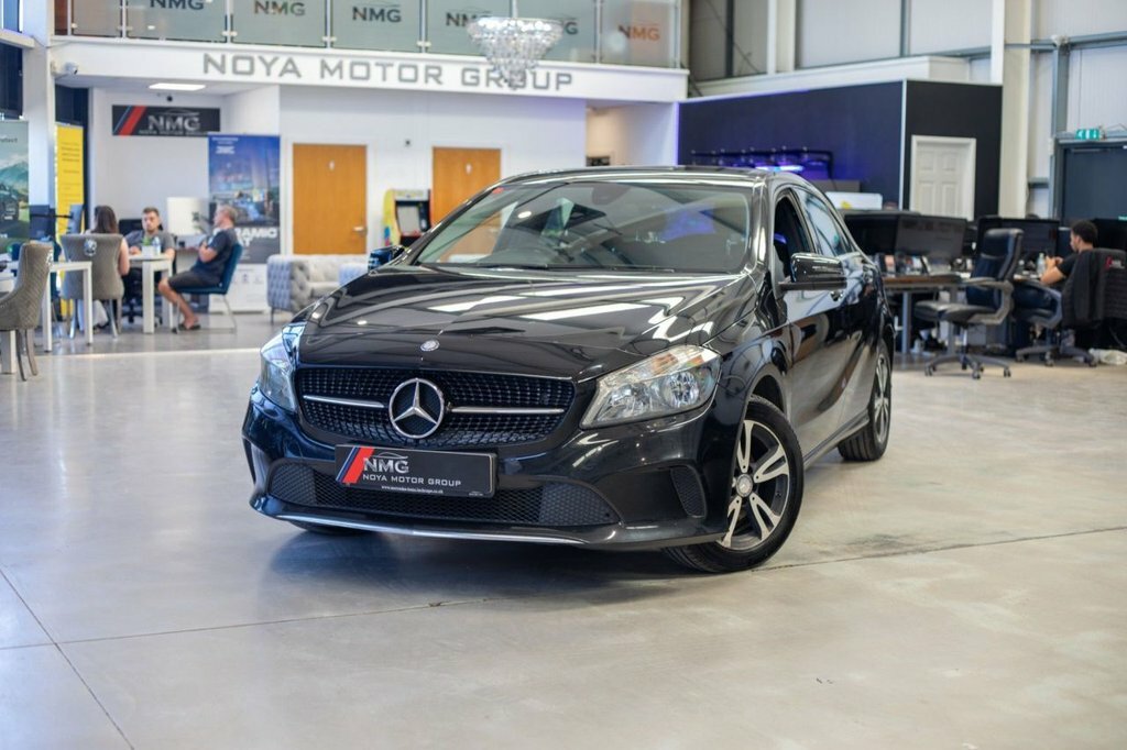 Mercedes-Benz A Class 1.5L Se Black #4