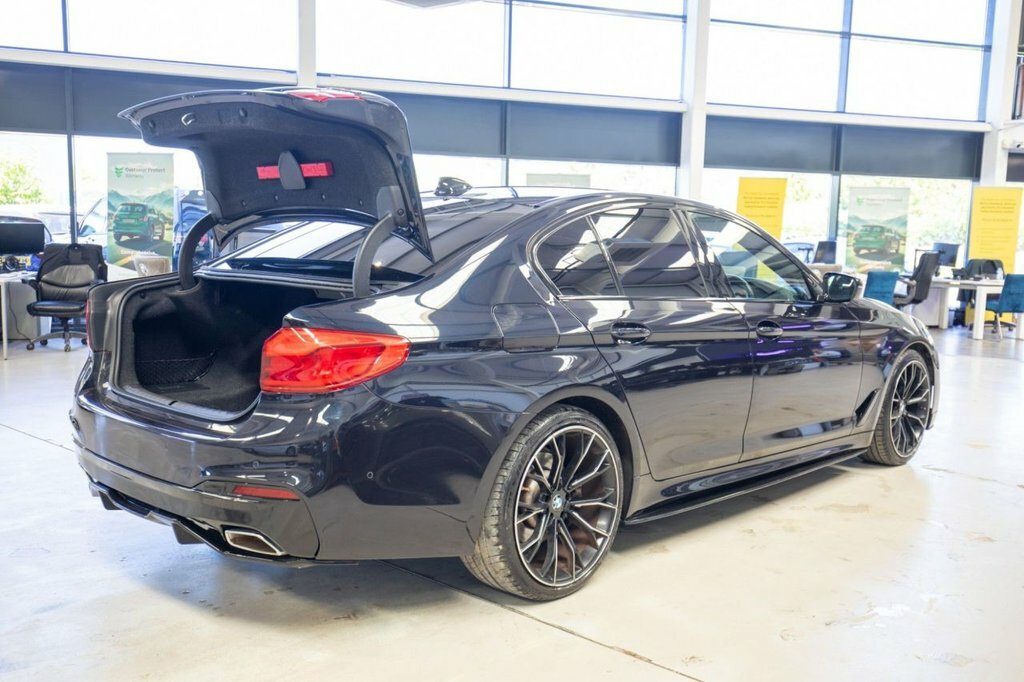 BMW 5 Series 520D Se Black #29