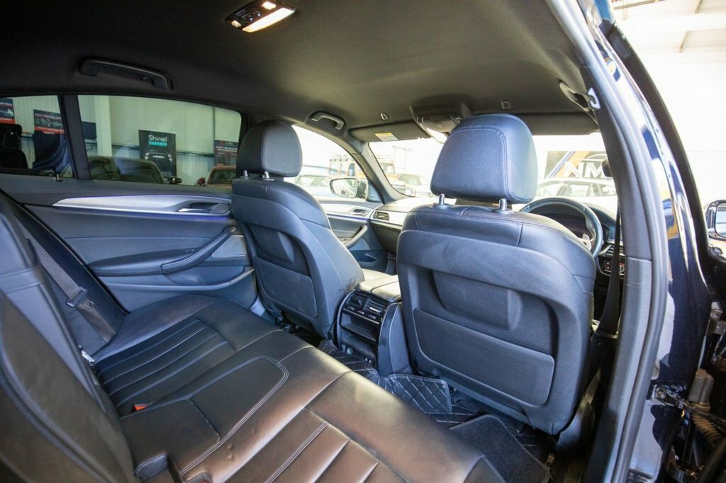 BMW 5 Series 520D Se Black #12