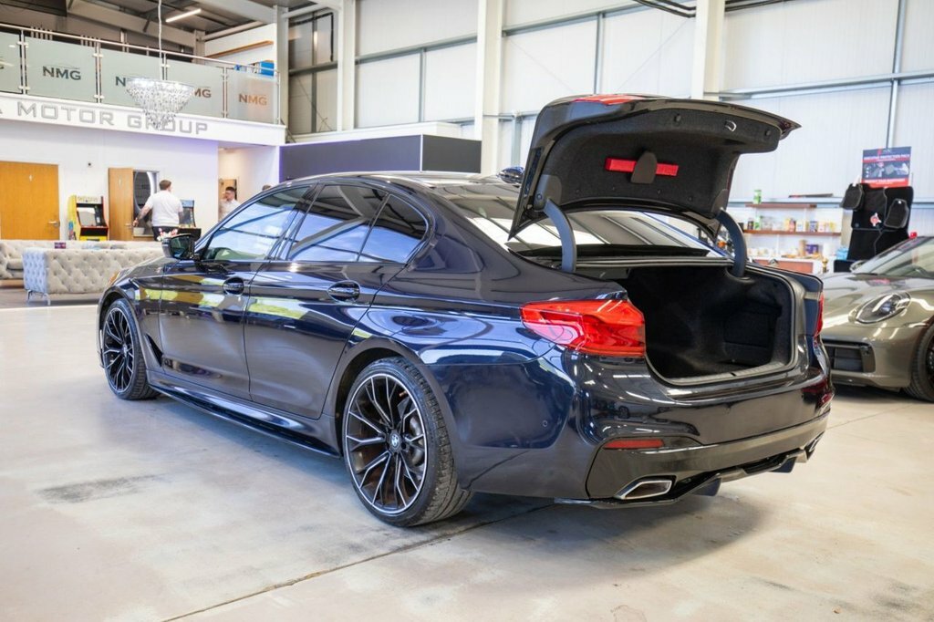 BMW 5 Series 520D Se Black #27
