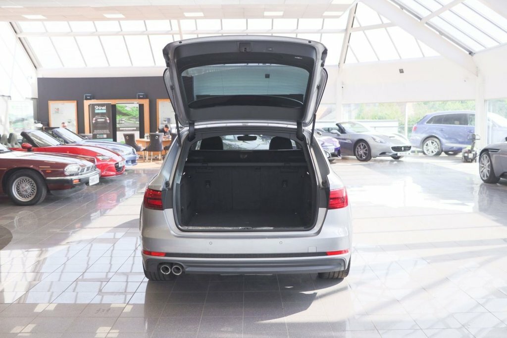 Audi A4 Avant S Line Blue #11