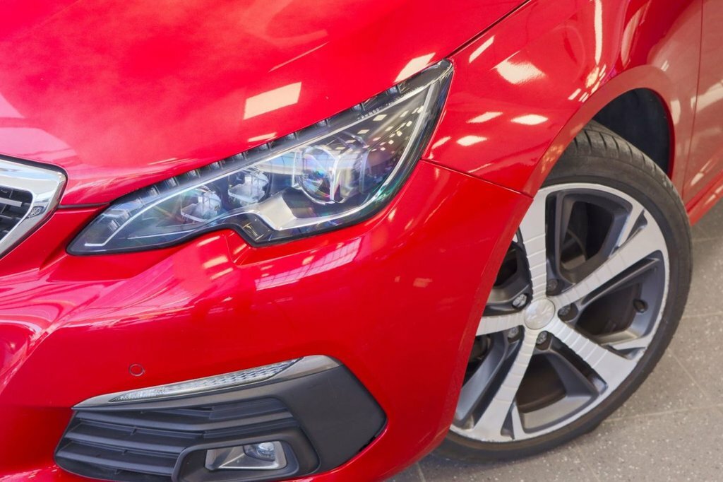 Peugeot 308 1.2L Gt Line XUI1841 Red #5