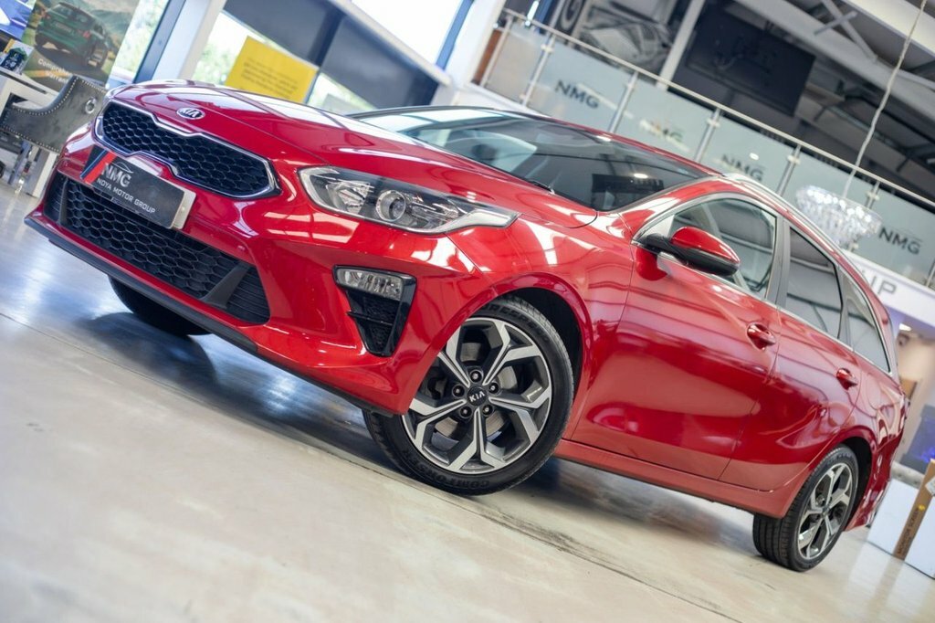 Kia Ceed 1.6L 3 Red #4