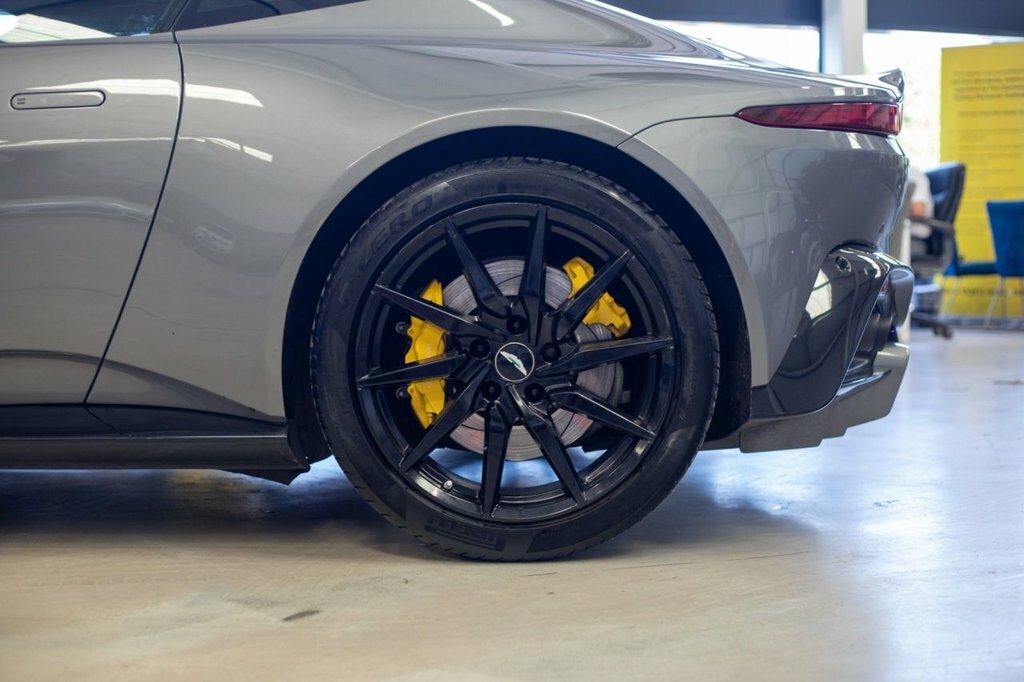 Aston Martin Vantage Zf 8 Speed Silver #8