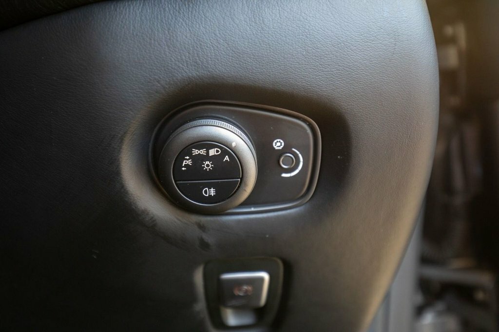 Aston Martin Vantage Zf 8 Speed Silver #33