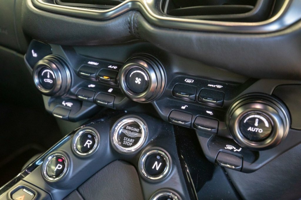 Aston Martin Vantage Zf 8 Speed Silver #35