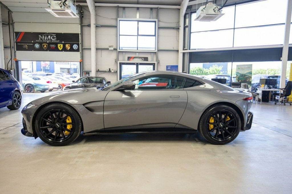 Aston Martin Vantage Zf 8 Speed Silver #44