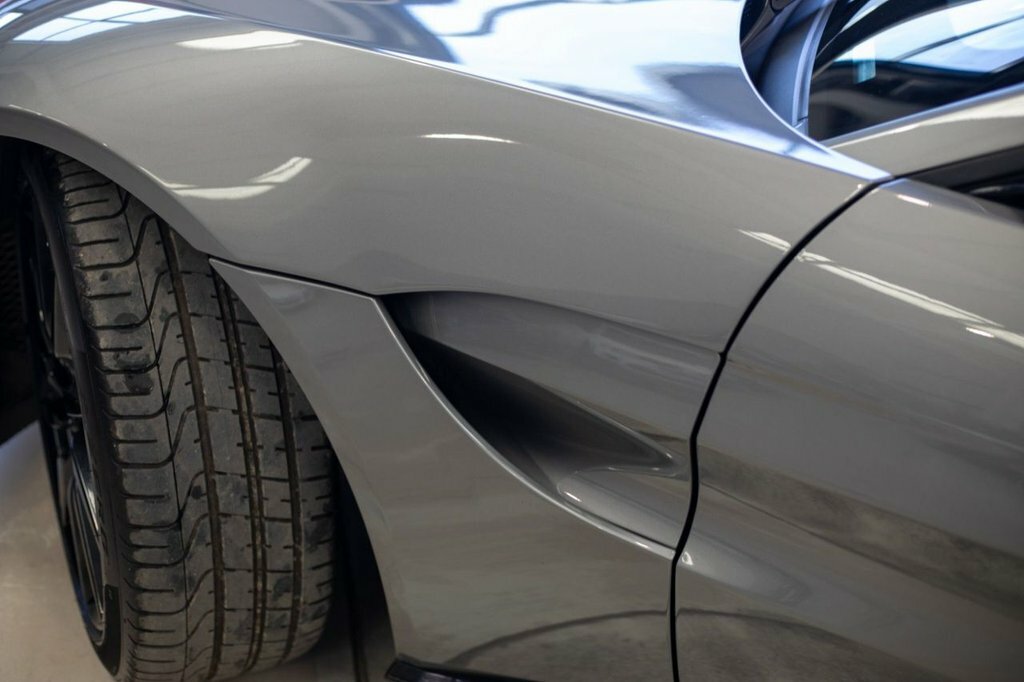 Aston Martin Vantage Zf 8 Speed Silver #9