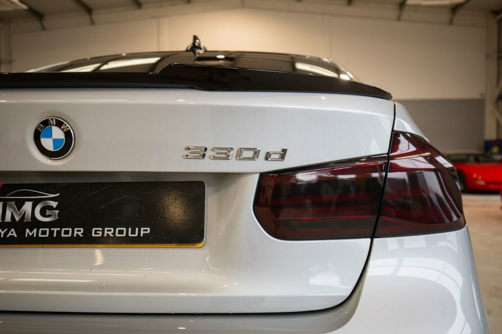 BMW 3 Series 2.0 318D Sport 148 Bhp White #10