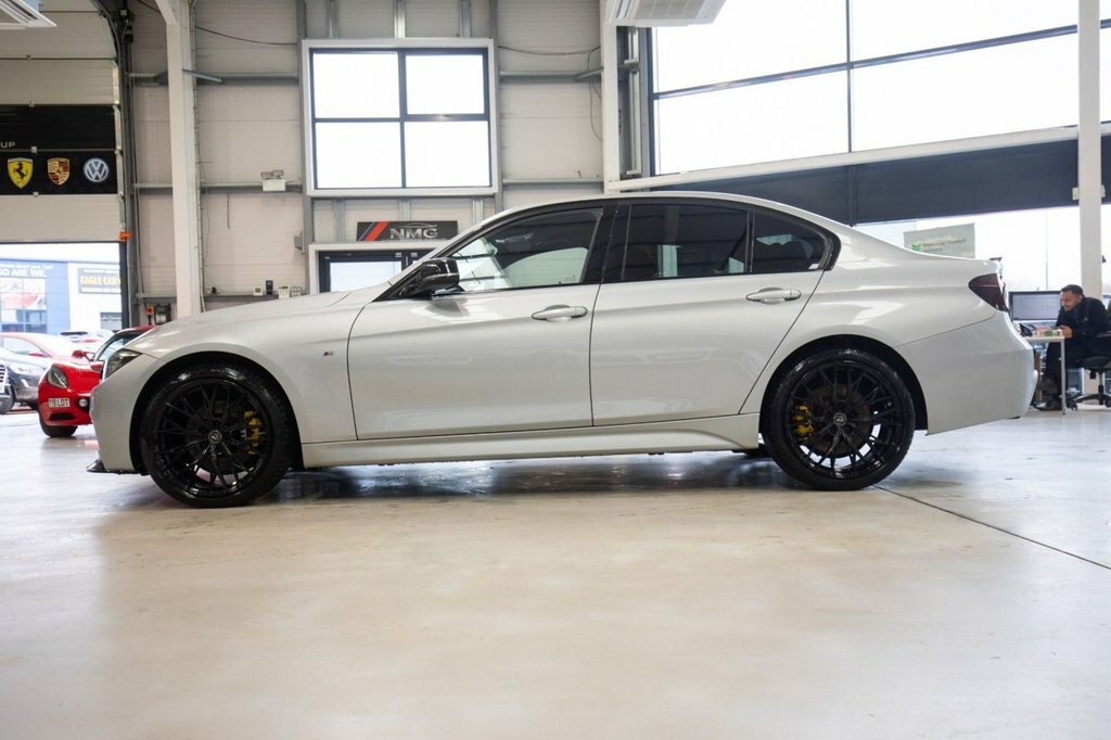 BMW 3 Series 2.0 318D Sport 148 Bhp White #8
