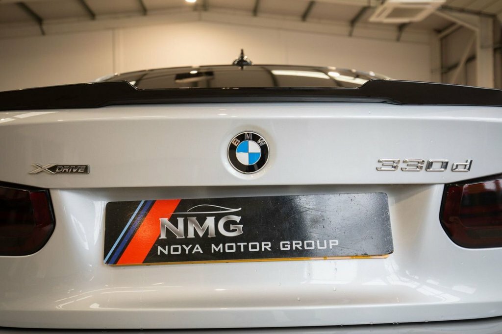 BMW 3 Series 2.0 318D Sport 148 Bhp White #11