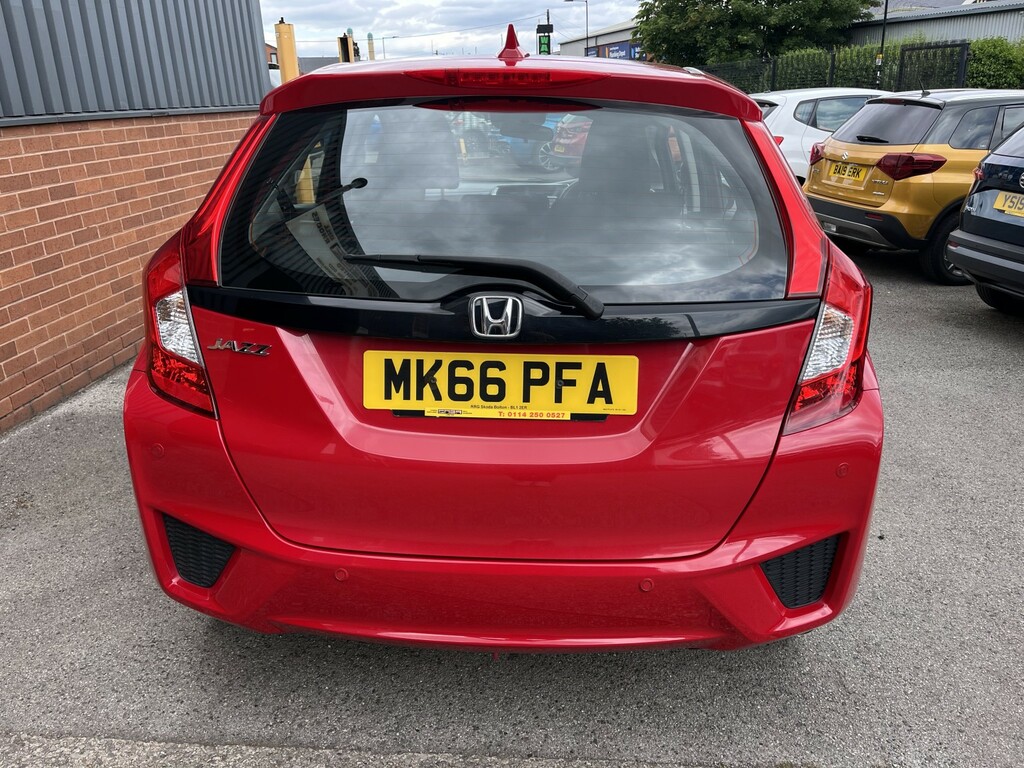 Honda Jazz 1.3 I-vtec Se 2016 MK66PFA Red #4