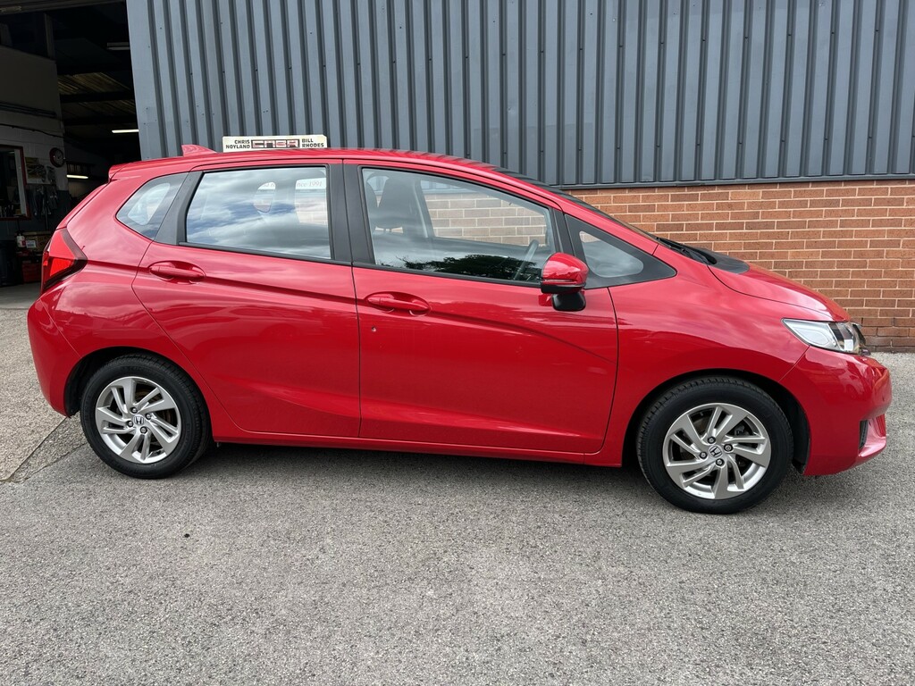 Honda Jazz 1.3 I-vtec Se 2016 MK66PFA Red #2
