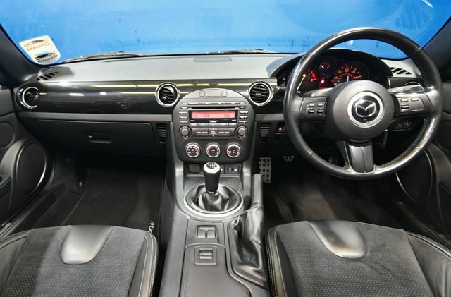 Mazda MX-5 Sport Tech Roadster White #5