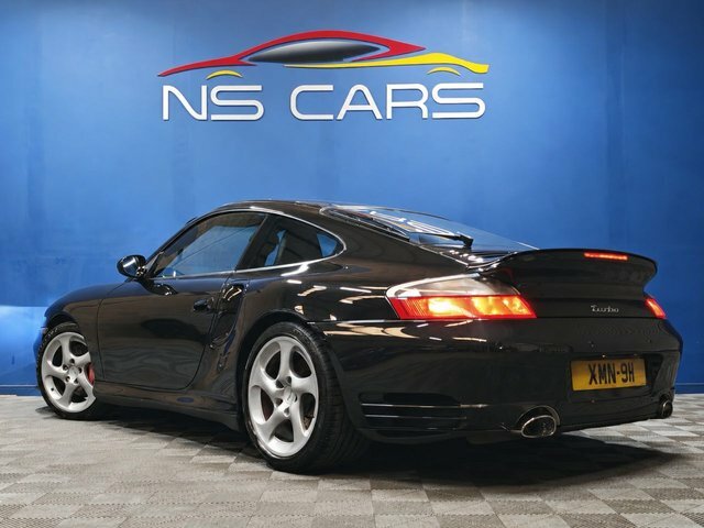 Porsche 911 Gt2 Black #32