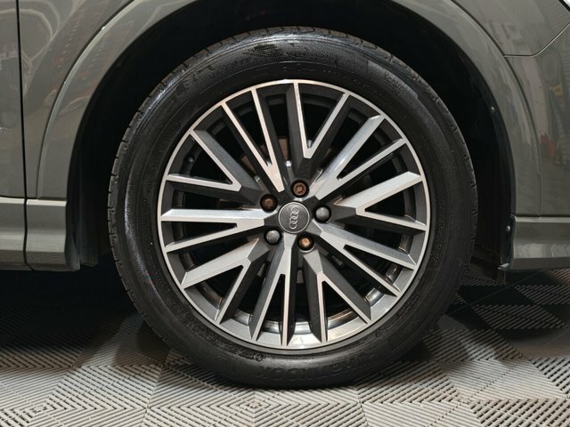 Audi Q3 Tdi 35 S Line KX70FLW Grey #4