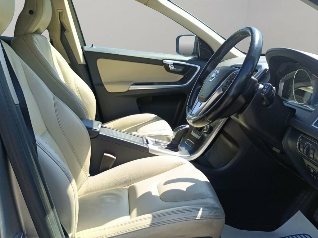 Volvo XC60 2.4 D5 Se Lux Nav Suv Geartronic Awd Eu GX63OKP Gold #4