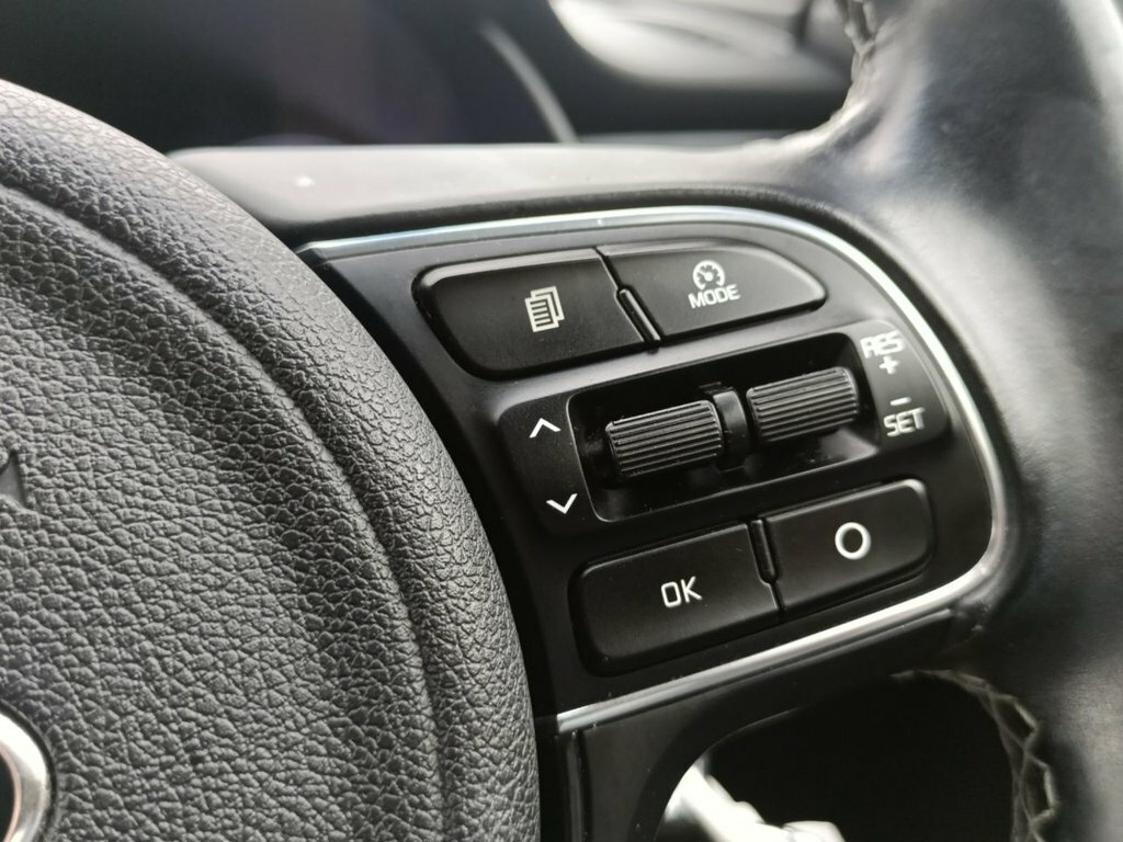 Kia Niro 2 Red #31